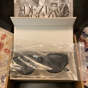 Dezi Charge It Black Dark Smoke Glasses